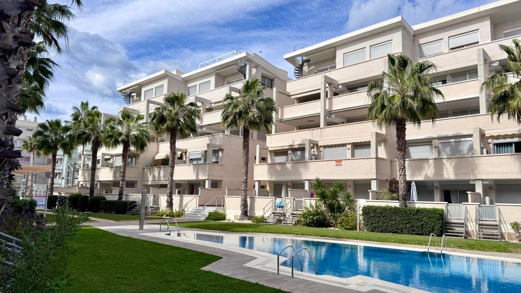 Elegance - Vacaciones Y Bienestar Apartment Denia Bagian luar foto